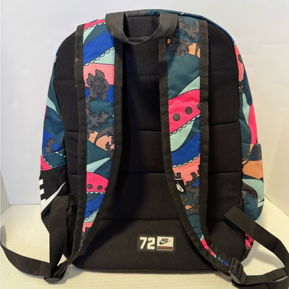 alexander mcqueen black leather backpack // Rib Cage – VSP Consignment LP13 Color:Black Pebbled Polypropylene DIMENSIONS This was so fun!!!